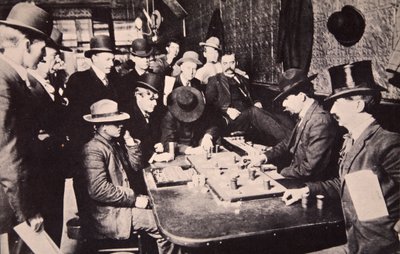 Giocando a Faro nel Saloon Orientale a Bizbee, Arizona, 1903 da American Photographer